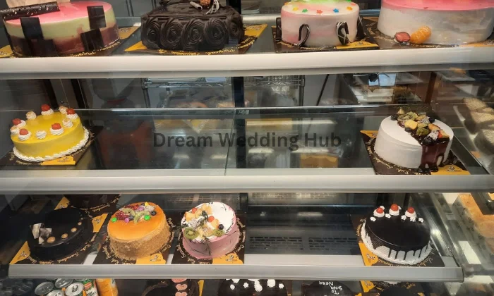 CakeBee  Your Favourite Bakery  Cake Shop